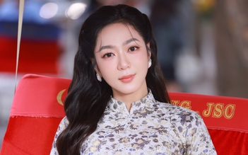 Hà Thanh Xuân hóa 'nàng thơ', tiết lộ kế hoạch đón tết