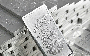 Giá bạc 'rơi' thẳng đứng, mỗi kg mất hơn 6 triệu đồng