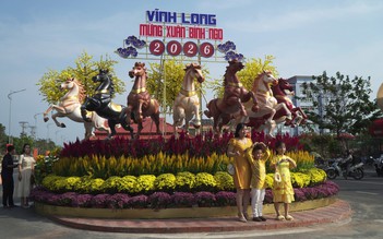 Chiêm ngưỡng đại cảnh 'Mã vương tụ lộc', 'Bát mã hưng thịnh' mừng Xuân Bính Ngọ 2026