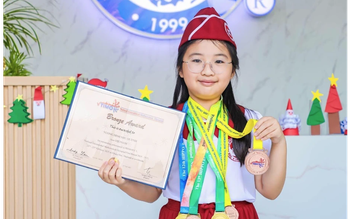 Huy chương toán của học sinh lớp 4 khởi nguồn từ cửa hàng đồ điện