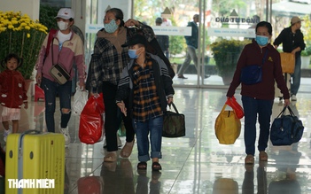 27 tháng chạp: Người dân ùn ùn về quê ăn tết, bến xe Miền Đông mới vào cao điểm