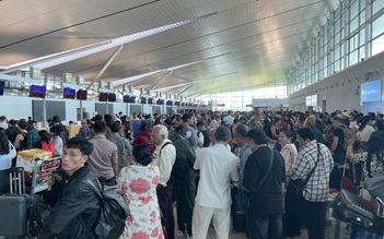 27 tháng chạp: Cảng tàu, sân bay tại Phú Quốc kẹt cứng