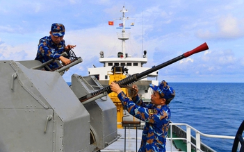 Đón tết nơi đầu sóng