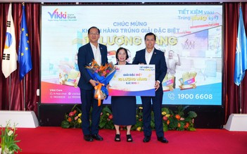 Vikki Bank trao giải 1 ký vàng và 10 giải thưởng khác trong chương trình tiết kiệm