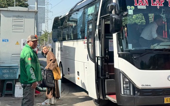 Xe ôm và 'bão' xe công nghệ ở TP.HCM: Phận đời cố giữ 'cần câu cuối'