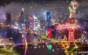 Saigon Marina IFC  -  Màn pháo hoa tòa tháp đầu tiên tại Việt Nam