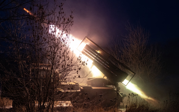 Chiến sự Ukraine ngày 1.457: Tiền tuyến 'đỏ' lửa, Thụy Điển viện trợ thêm cho Kyiv