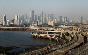 Ấn Độ mở đường thoát vòng vây thuế Mỹ