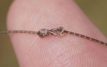 Kinh ngạc loại chip mỏng hơn cả tóc người