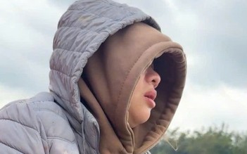 Tiếng gọi lạc giọng giữa mênh mang sông Gianh 'về với mẹ kẻo lạnh...'