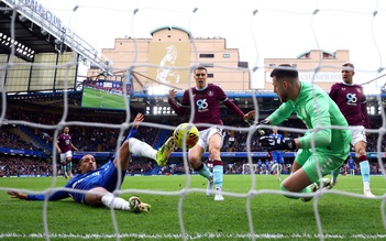 Bảng xếp hạng Ngoại hạng Anh mới nhất: Man City bám cực sát Arsenal, Chelsea vượt mặt M.U nhưng…