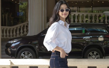 Mùa xuân, mùa diện quần jeans xanh
