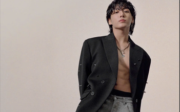 Nam ca sĩ bị 'ném đá' vì livestream uống rượu, văng tục