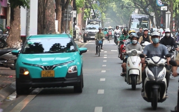 Chậm nhất đến 2030, Hà Nội sẽ chuyển đổi toàn bộ taxi xăng dầu sang điện