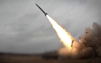 Chiến sự Ukraine ngày 1.466: Hai bên tổn thất 2.100 binh sĩ, Ukraine có tên lửa mới