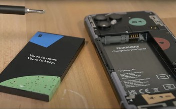 Người dùng sắp được tự thay pin iPhone và Galaxy