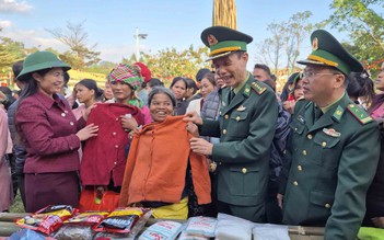 Chuyện tử tế: Ấm lòng với xuân biên phòng