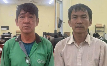 Tạm giam 2 người dùng nón bảo hiểm đánh nhau trên đường Cộng Hòa