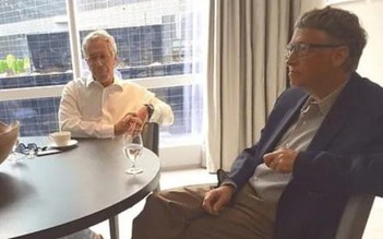 Tỉ phú Bill Gates hối hận về thời gian quen biết ông Jeffrey Epstein