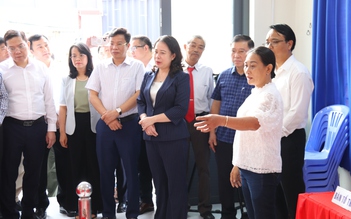 Phó chủ tịch nước Võ Thị Ánh Xuân kiểm tra công tác bầu cử tại Lâm Đồng