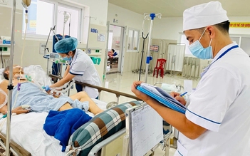 Về nhà cho kịp tết: Ca trực đêm 30