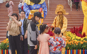 Mùng 1 tết đi Suối Tiên có gì chơi?