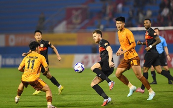 HAGL thắng 2 trận liên tiếp, ‘tòa tháp’ 1,95 m nói điều tuyệt vời!