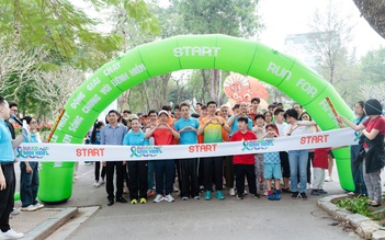 Các bác sĩ chạy 'Vì trẻ em sống chung với bệnh hiếm'