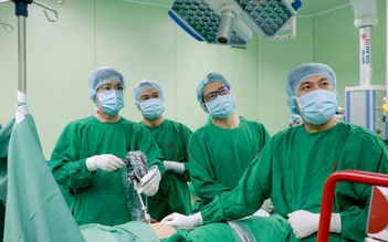 Cứu nam thanh niên viêm ruột thừa cấp trên nền Thalassemia thể nặng