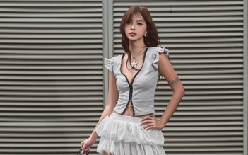 Nâng tầm phong cách cùng chân váy xòe tràn đầy sức sống