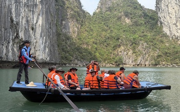 Quảng Ninh: Nhiều tuyến tàu cao tốc tăng giá vé