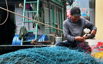 'Xăng dầu tăng giá thì khó thật nhưng biển là nghề của tụi tôi'