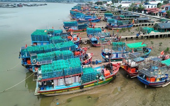 Ngư dân Thanh Hóa lao đao vì giá dầu tăng cao