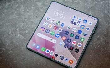 Oppo Find N6 lộ diện: Bản lề mạ vàng, màn hình gập tự phục hồi