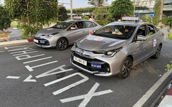 Thi sát hạch bằng lái xe ở TP.HCM: Phải quét mã QR đóng lệ phí từ ngày 16.3