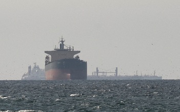Iran tuyên bố cho tàu của mọi nước qua eo biển Hormuz, trừ Mỹ và Israel