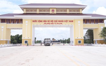 Tây Ninh nghiên cứu làm đường 4 làn xe nối cửa khẩu với cao tốc