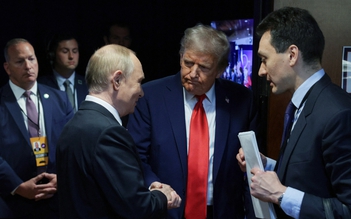 Dụng ý của Mỹ khi nới cấm vận Nga