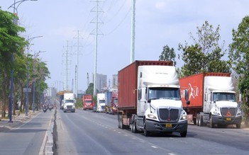 TP.HCM: Vì sao xe máy bị cấm rẽ trái, quay đầu trên đường Đồng Văn Cống?