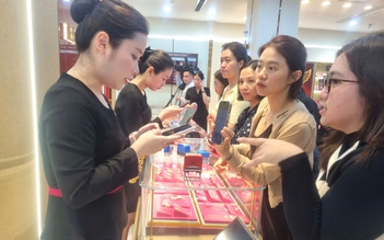 Bán vàng có cần xuất hóa đơn đầy đủ tên, mã số thuế người mua?