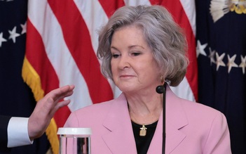 Chánh văn phòng Nhà Trắng bị ung thư vú