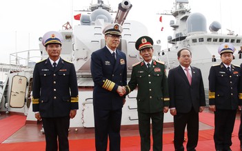 Hai tàu hộ vệ tên lửa của Việt Nam bắt đầu tuần tra cùng Hải quân Trung Quốc