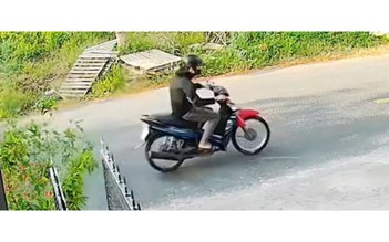 Công an Cần Thơ truy tìm người giật dây chuyền trên tỉnh lộ 931
