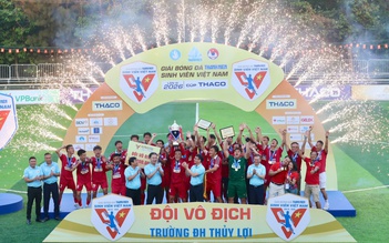 Chức vô địch ngọt ngào của đội Trường ĐH Thủy lợi, lễ bế mạc đầy cảm xúc!