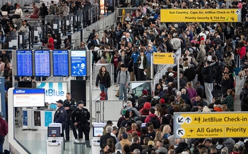 Đặc vụ ICE chi viện cho sân bay Mỹ