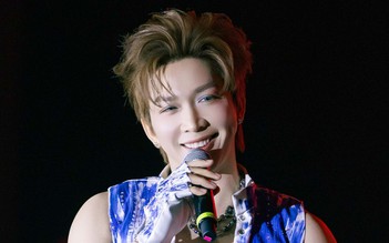 Vũ công 'bầm dập' vì Tăng Phúc