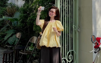 Đón nắng cùng sắc vàng với những kiểu áo cách điệu nữ tính