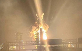 Chiến sự Ukraine ngày 1.492: Nhà máy lọc dầu Nga tê liệt, Kyiv bị gây sức ép