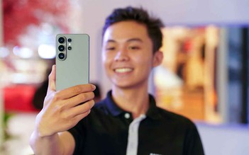 Người dùng cảm thấy an tâm, tự tin hơn khi dùng Galaxy S26 Ultra nhờ Privacy Display