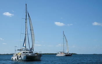 Mexico tìm kiếm 2 tàu viện trợ Cuba mất tích trên biển